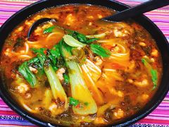 -香巴拉云南餐厅(华莱坞店)