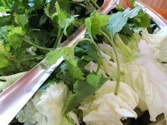 -黄利砖万峰林布依特色酸笋牛肉馆