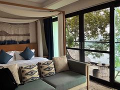 -华凌山庄·隐湖栖