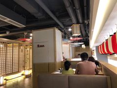 大堂-旺角里·榴莲鸡煲(兴华商场分店)