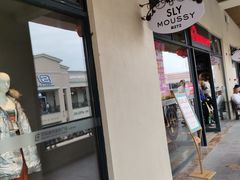 -NIKE上海青浦优选体验店