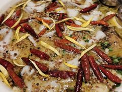 老坛子酸菜鱼(2-3人份）-新太二·鲜料川菜(群光广场店)