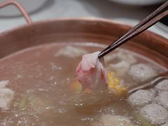 胸口朥-牛村来人潮汕牛肉火锅(西单店)