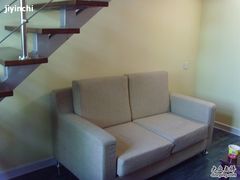 沙发-如家酒店(上海陆家嘴东方明珠浦东大道地铁站店)