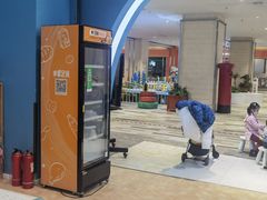 -Swim斯卫姆国际儿童游泳中心(红博中央公园店)