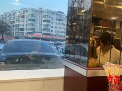 -啊美丽炭火烤肉(滑翔一店)