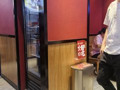 -渝是乎酸菜鱼·川渝小炒(新世界百货望京店)