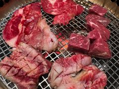 -铭牛烧肉·和牛海鲜自助(高新月牙湖店)