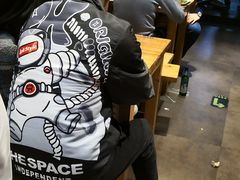 -管氏翅吧(护国寺店)