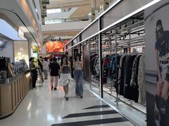 -LuOne凯德晶萃广场(徐家汇路店)