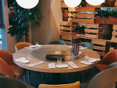 大堂-日进一片海.生腌海鲜火锅.宵夜烧烤(三里屯总店)