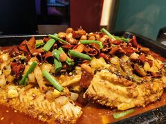 -俏巴妹烤鱼香锅(奥体店)