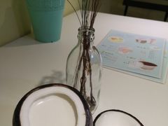 -志龙皇冠吃货椰子铺