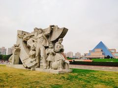 -上海市龙华烈士陵园