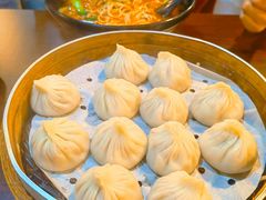 鲜肉小笼-大龙汤包