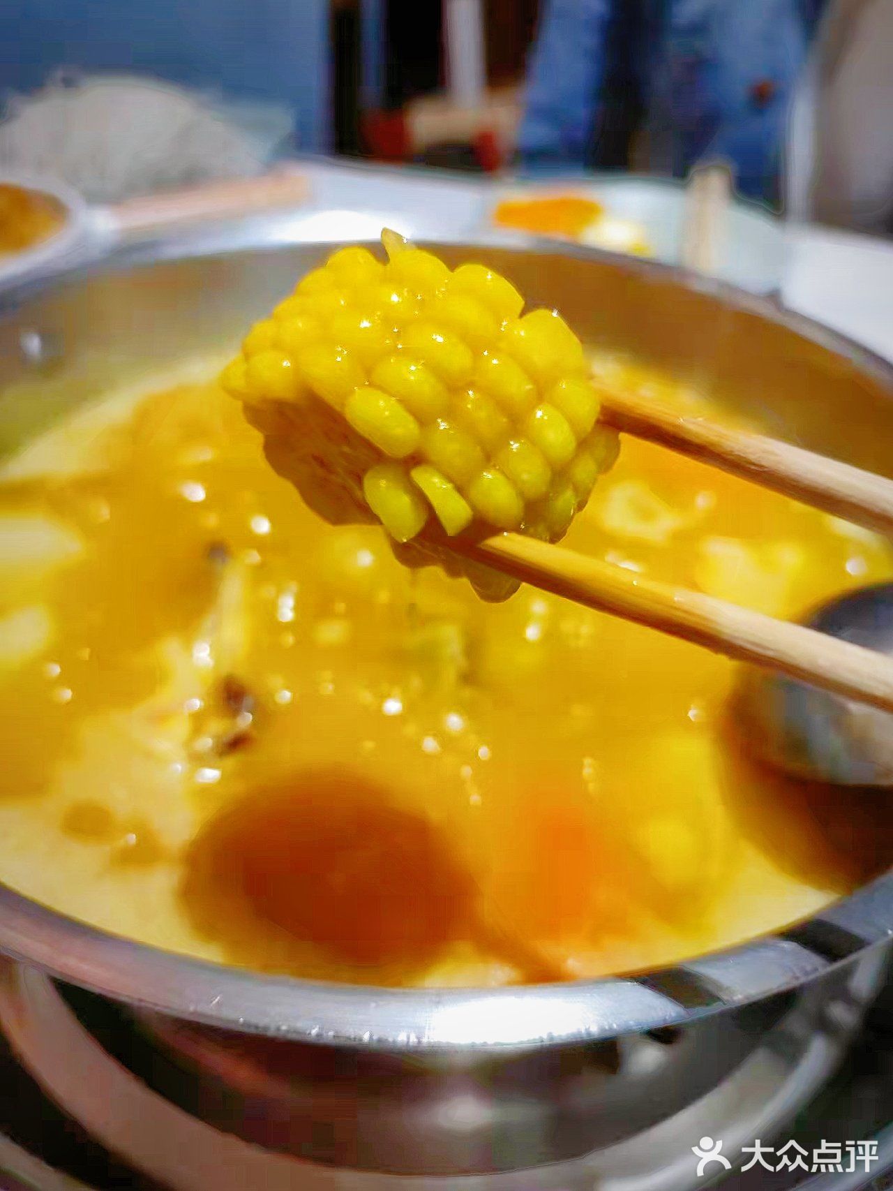养生火锅｜春季滋补来一顿花胶鸡汤火锅吧