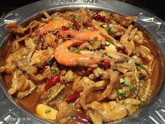 牛蛙煲-胖哥俩肉蟹煲(湖滨银泰in77店)