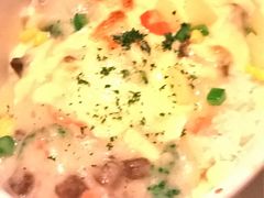 牛肉芝士烤饭-玛格萝妮比萨屋(四平店)