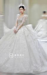 -曼青婚纱礼服馆