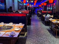 -山河屯铁锅炖·非遗东北菜(南山店)