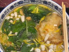 -火烧房子菊花米线(兴盛路店)