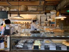 面包甜点陈列柜-仙峰天然面包(迎宾路店)