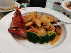 -万龙洲海鲜(大兴绿地缤纷城店)