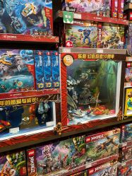 -乐高授权专卖店(朝阳大悦城店)