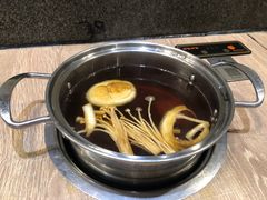 -呷哺呷哺(新世界百货望京店)
