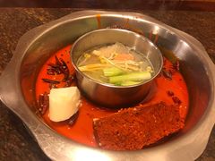 -星鸿社重庆老火锅(燃灯寺分店)