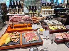 -前海华侨城JW万豪酒店·都会尚膳自助餐厅·熟成牛排海鲜酒水畅飨