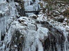 -藏龙百瀑风景区