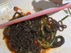 -小鱼小牛(世欧广场店)