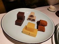 宫廷点心拼盘-羲和雅苑•北京烤鸭(陆家嘴中心店)