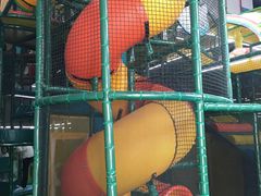 -蒙特利亲子乐园