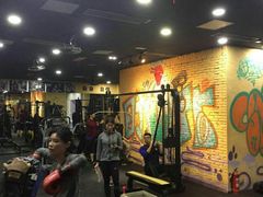 器械区-RoMan罗马健身工作室(莘庄店)