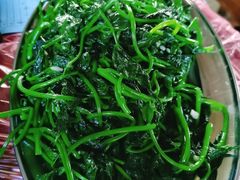-御霞苑泥烩鸡休闲农庄