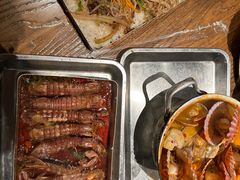 -鑫釜山海鲜烧烤(鑫丰国际店)