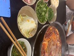 -四小区火锅·巷子里的重庆火锅(花照壁店)