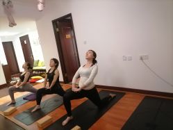-Yvon yoga 瑜伽·精准体态管理中心
