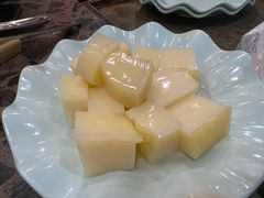 米凉粉-肖肖酸萝卜鱼火锅(总店)