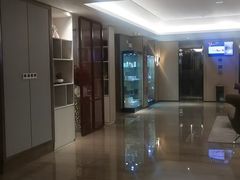 -珠海棕泉水疗酒店(拱北口岸高铁站店)