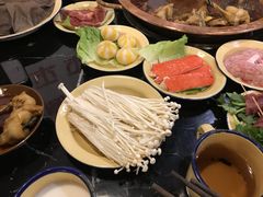 -巴隆门重庆老火锅(太湖路店)