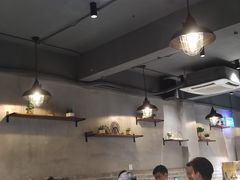 大堂-记忆串城·东北烧烤·小龙虾·大型团建(南油店)