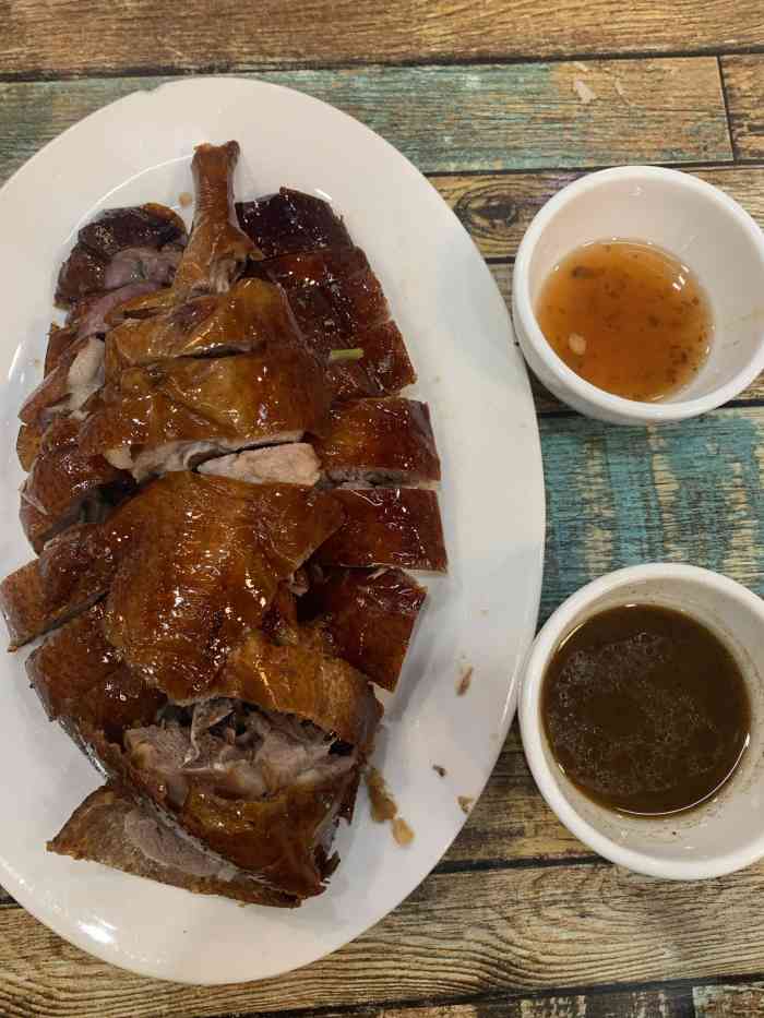 肥佬烧鹅(衙边店)-"在他们家吃了一份烧鸭,味道还是可以的,主.