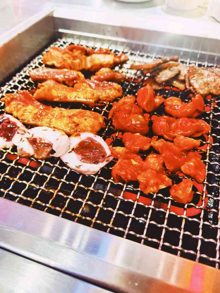 小猪查理川式烤肉自助(北门桥店)-"92店名: 小猪查理火盆自助烤肉
