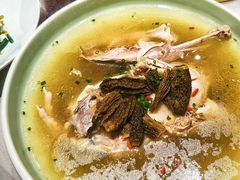 羊肚菌土鸡汤-颂福楼·南京菜(定淮门店)