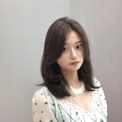 -东秀护肤造型