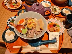 -啢啢茶寮(芳华横街店)