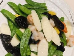 -红樱桃·欢乐餐厅(太原里店)